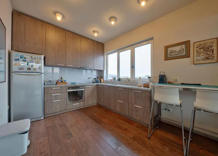 Center View By Flat Mаnager